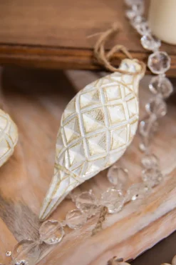 4” Resin Weathered Diagonal Ornament