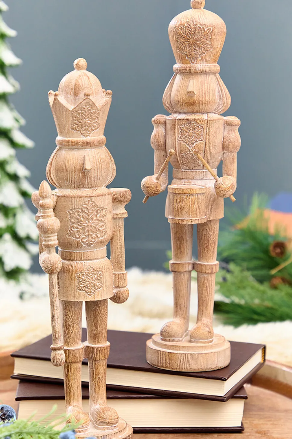 15" Resin Wood Carved Toy Soldier