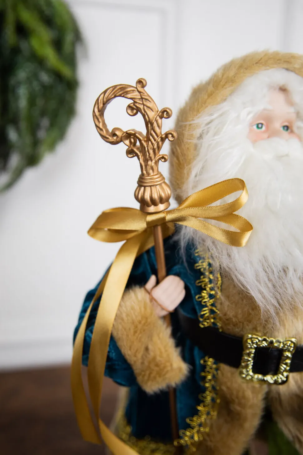 18” Santa Figure - Blue Coat