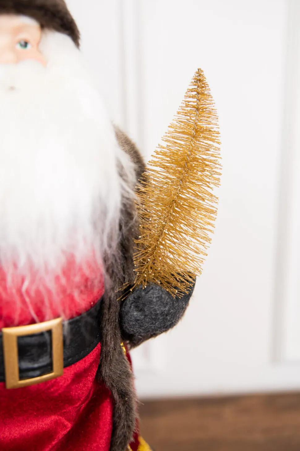 19” Santa Figure with Stars & Tree