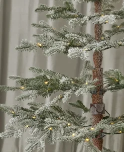 7.5' Sierra Pine Lightly Flocked Tree with 300 Warm White LED Lights