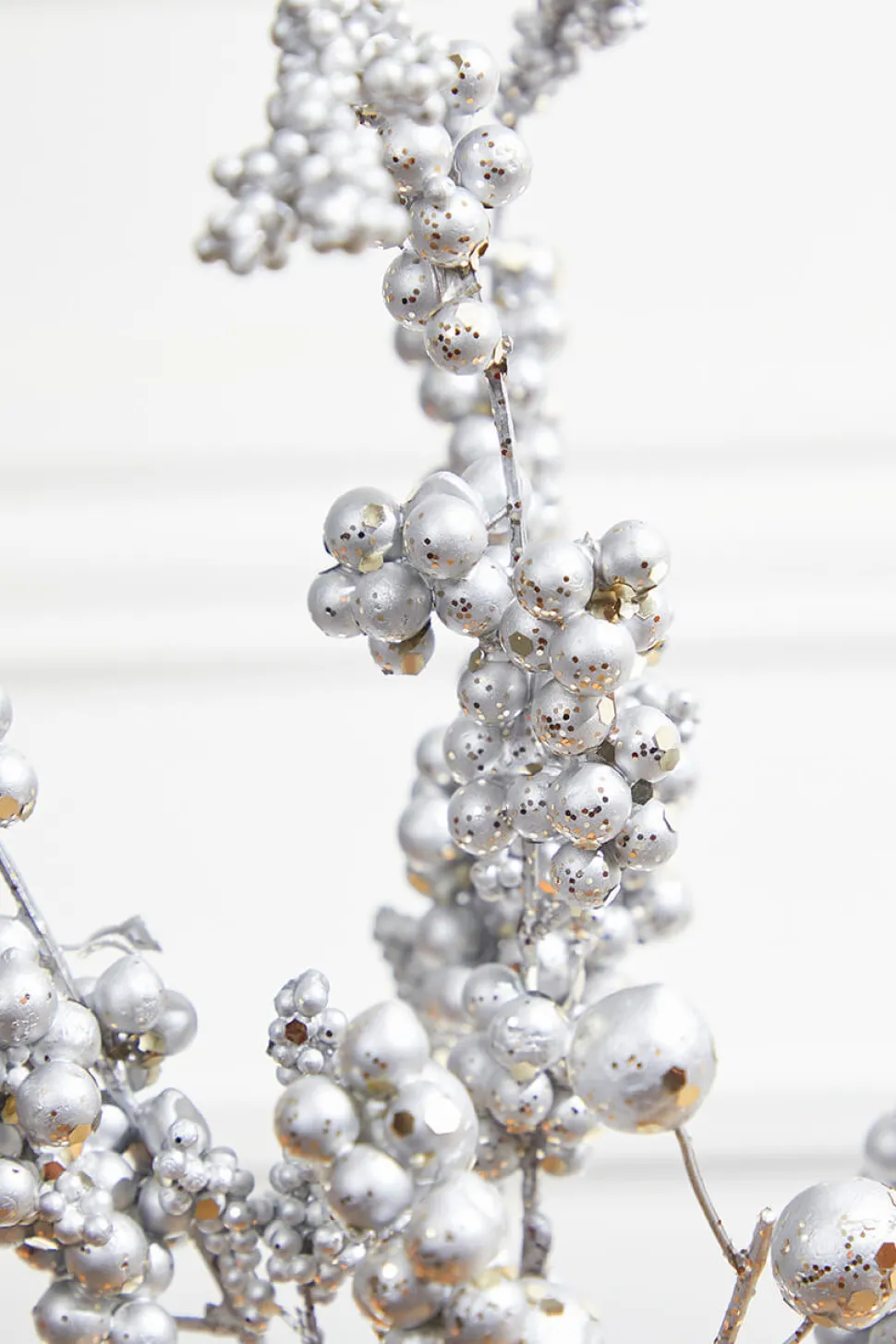 18” Silver Platinum Dew Berry Christmas Spray
