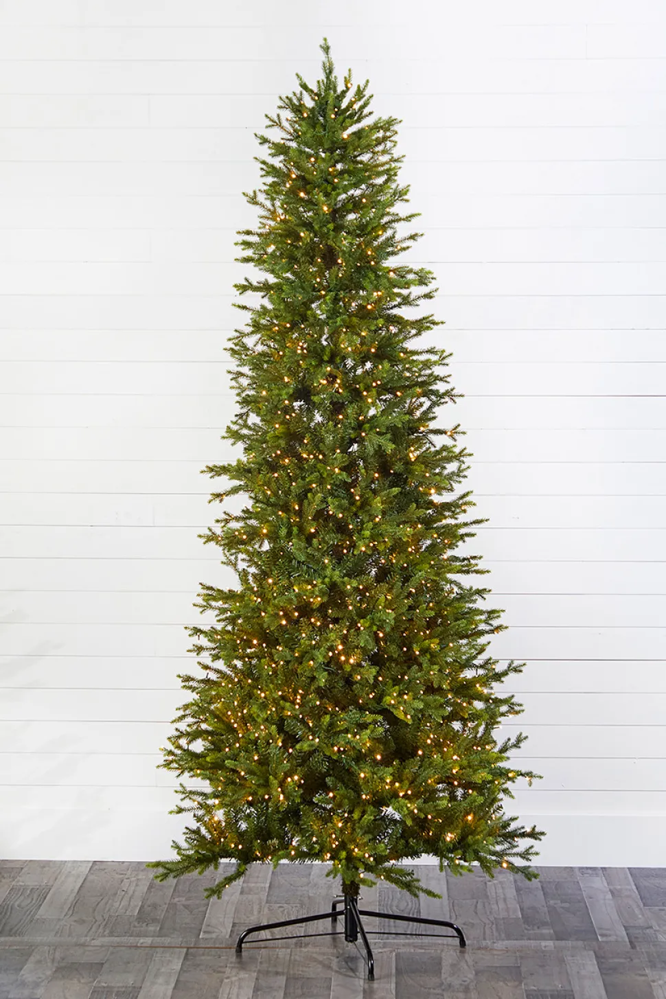 9' Slim Southern Fir with 1500 3mm Lights