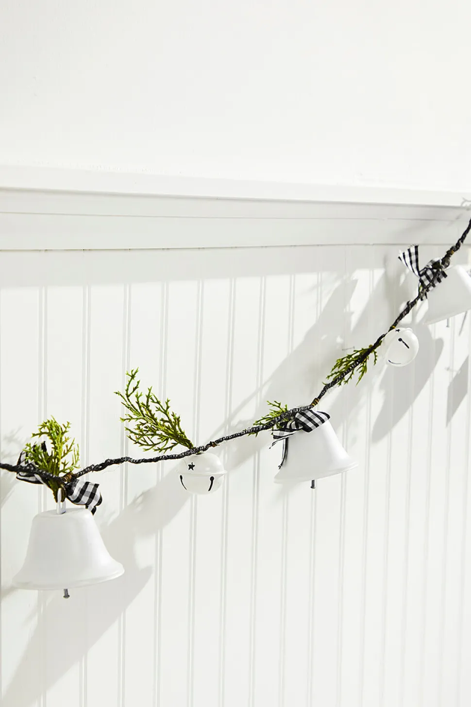 67” White Country Bell Garland