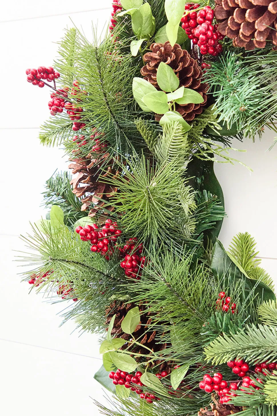 29" Winter Foliage & Magnolia Leaf Wreath