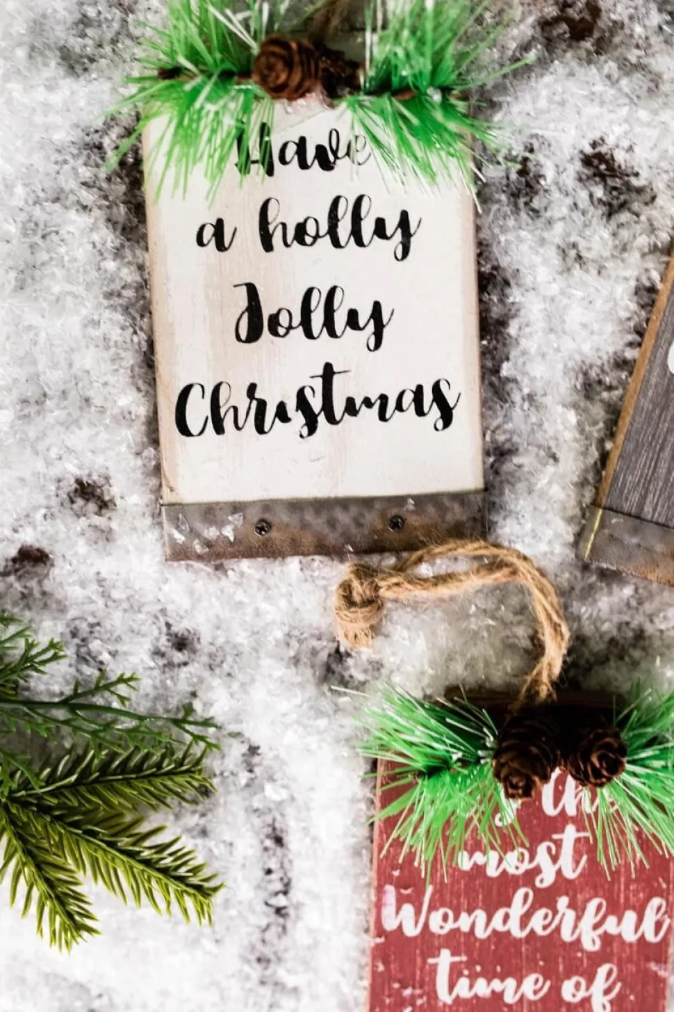 5” Wood Holiday Sign Ornament with Pinecone Accent