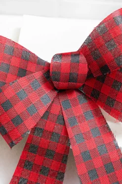 18'' x 14.5'' Acrylic Mesh Plaid Bow