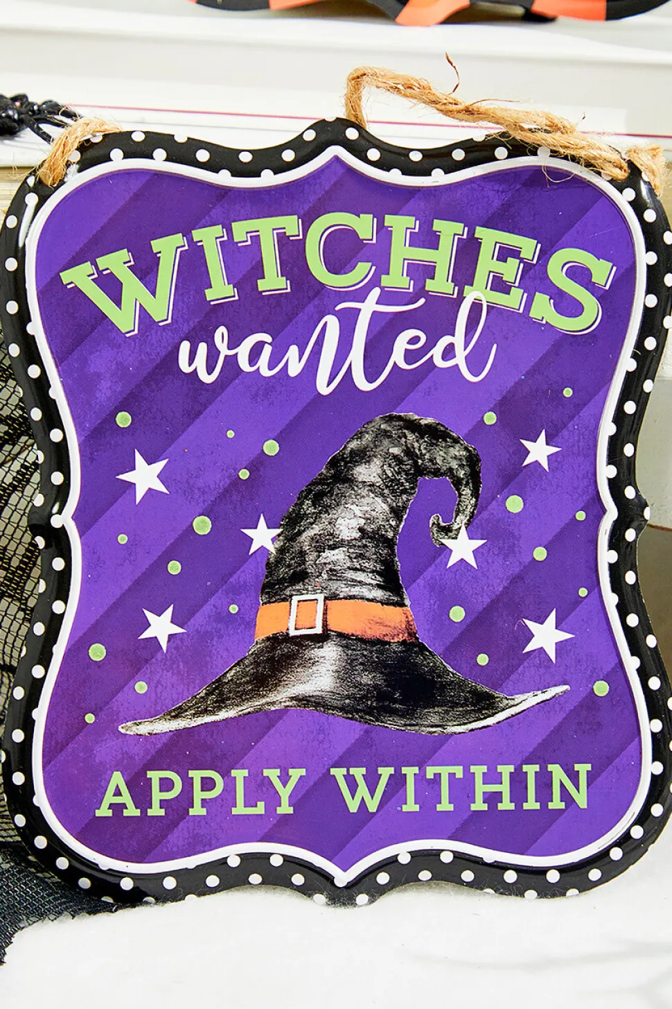 7"x 6" Assorted Halloween Embossed Sign