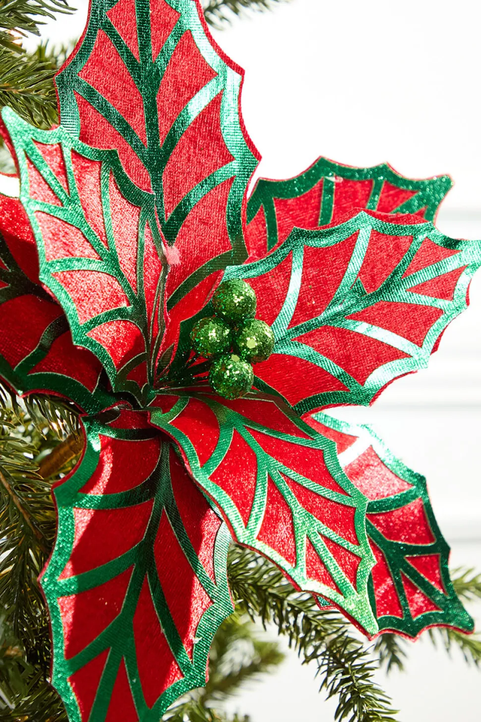 20" x 12" Metallic Poinsettia