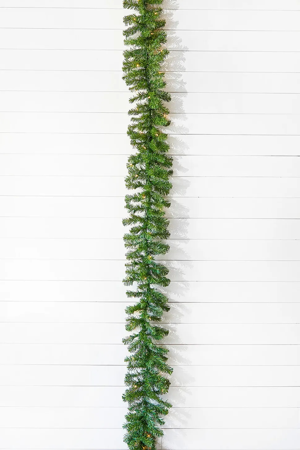 9' x 10" Norway Pine Garland 200T/50Clear/Outdoor/UL