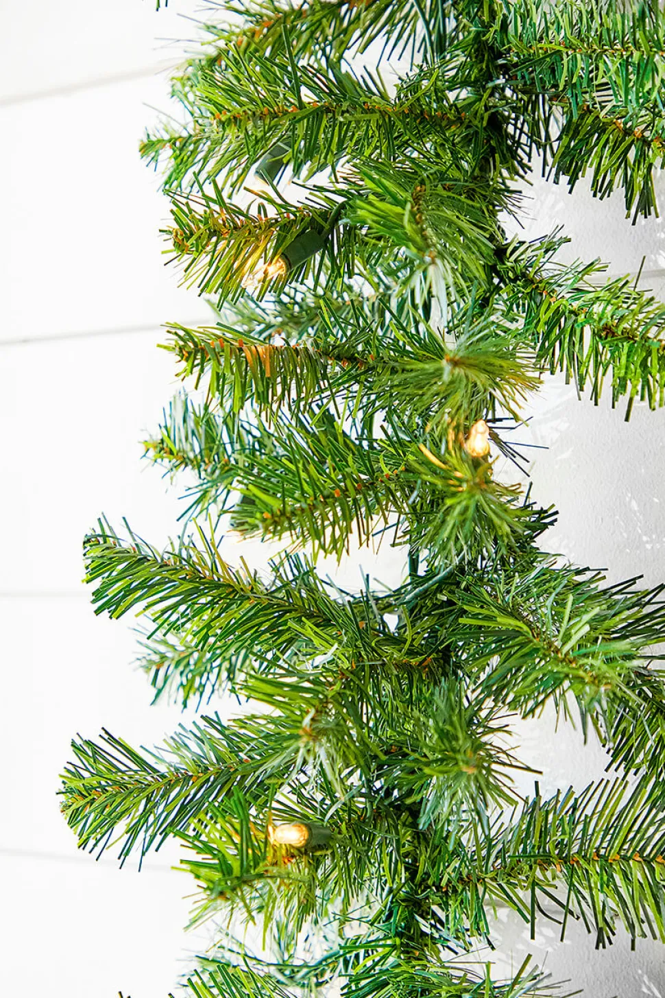 9' x 10" Norway Pine Garland 200T/50Clear/Outdoor/UL