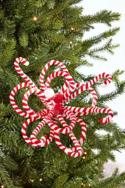 20" x 11" Peppermint Loop Poinsettia