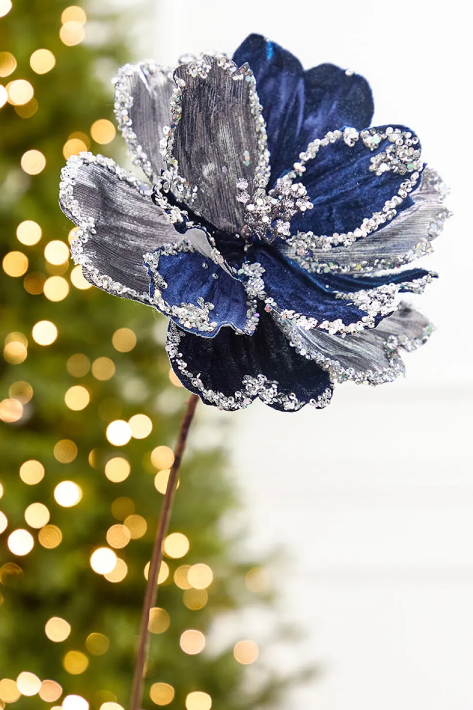 19" x 9" Silver & Dark Blue Magnolia Stem