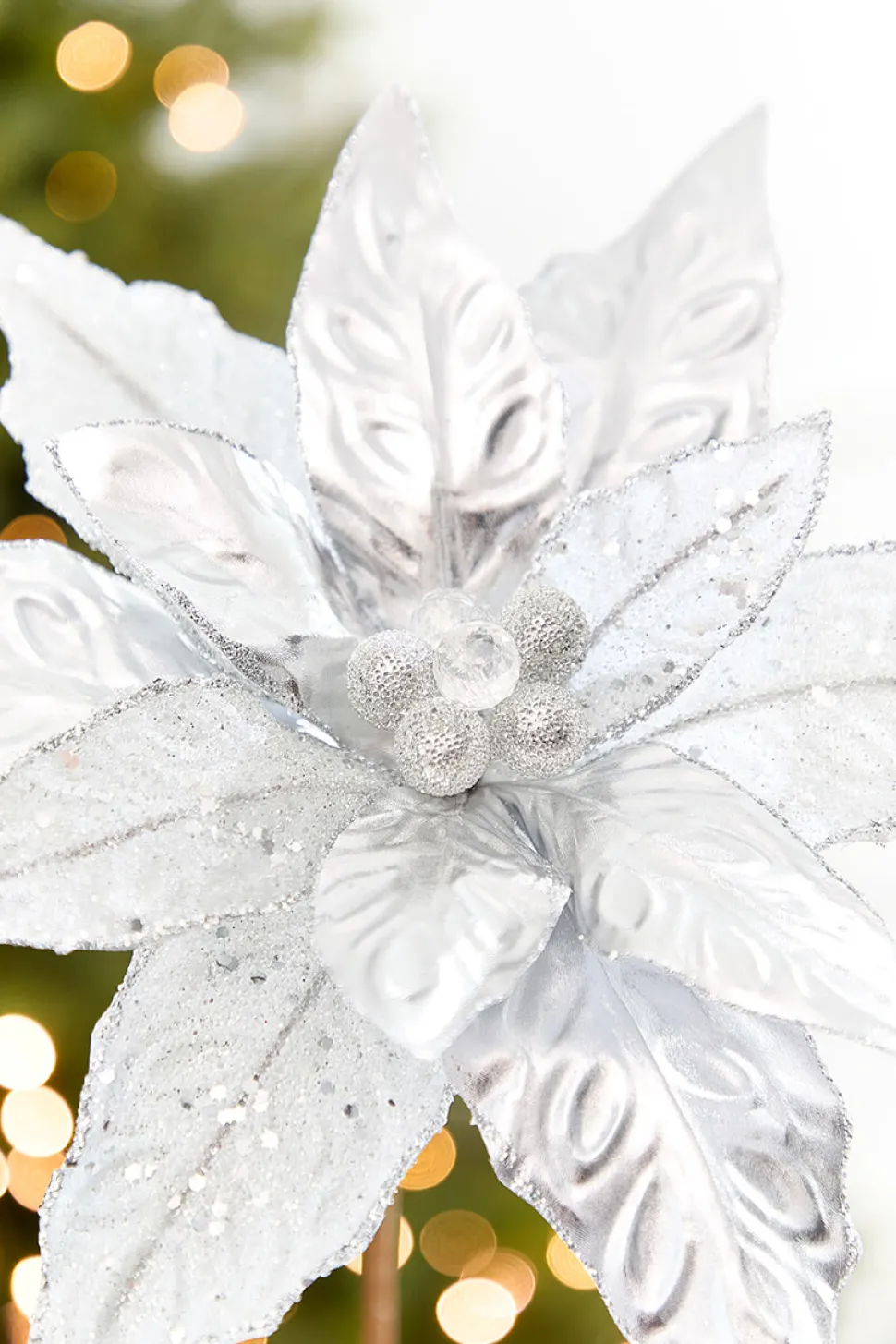 24" x 10" Silver Glitter Edge & Bead Poinsettia Stem