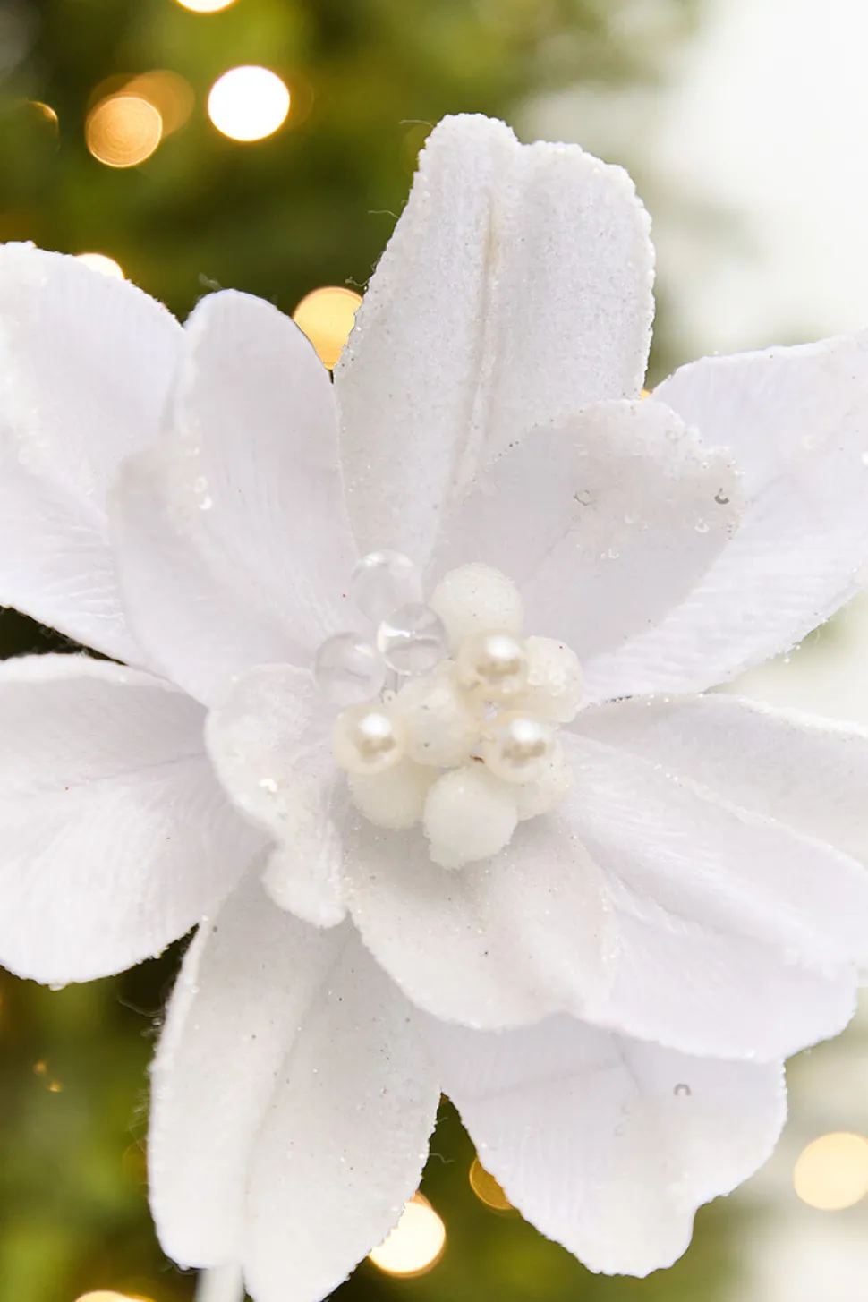 18" x 9.5" White Jewel Magnolia Stem