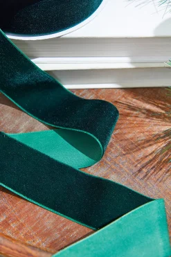 1.5" x 10 Yard Dark Green Unwired Velvet Ribbon
