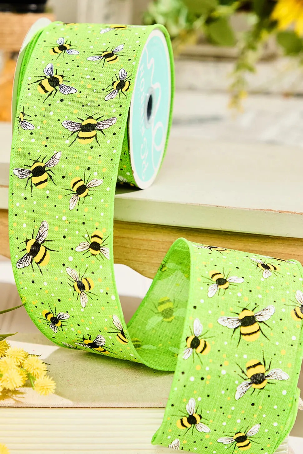 2.5" x 10 Yard Green Ribbon with Bees And Speckles