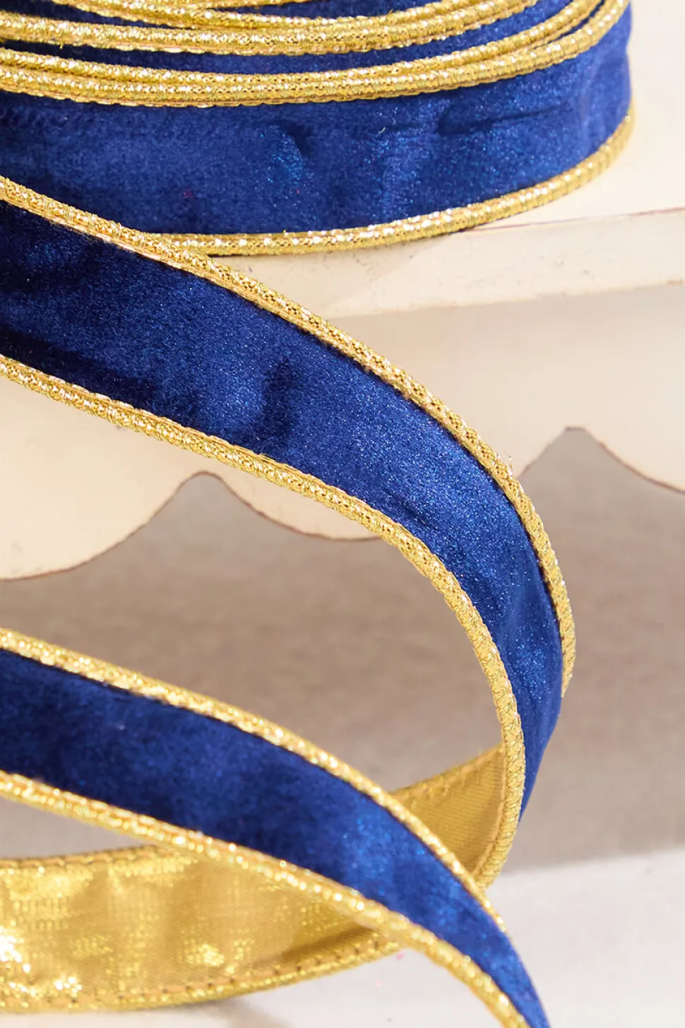 1" x 10 Yard Navy Velvet Ribbon