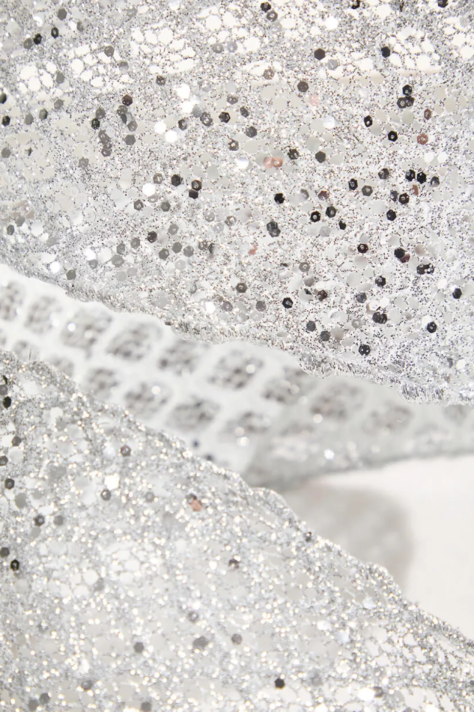 4" x 10 Yard Silver Mesh Wired Ribbon
