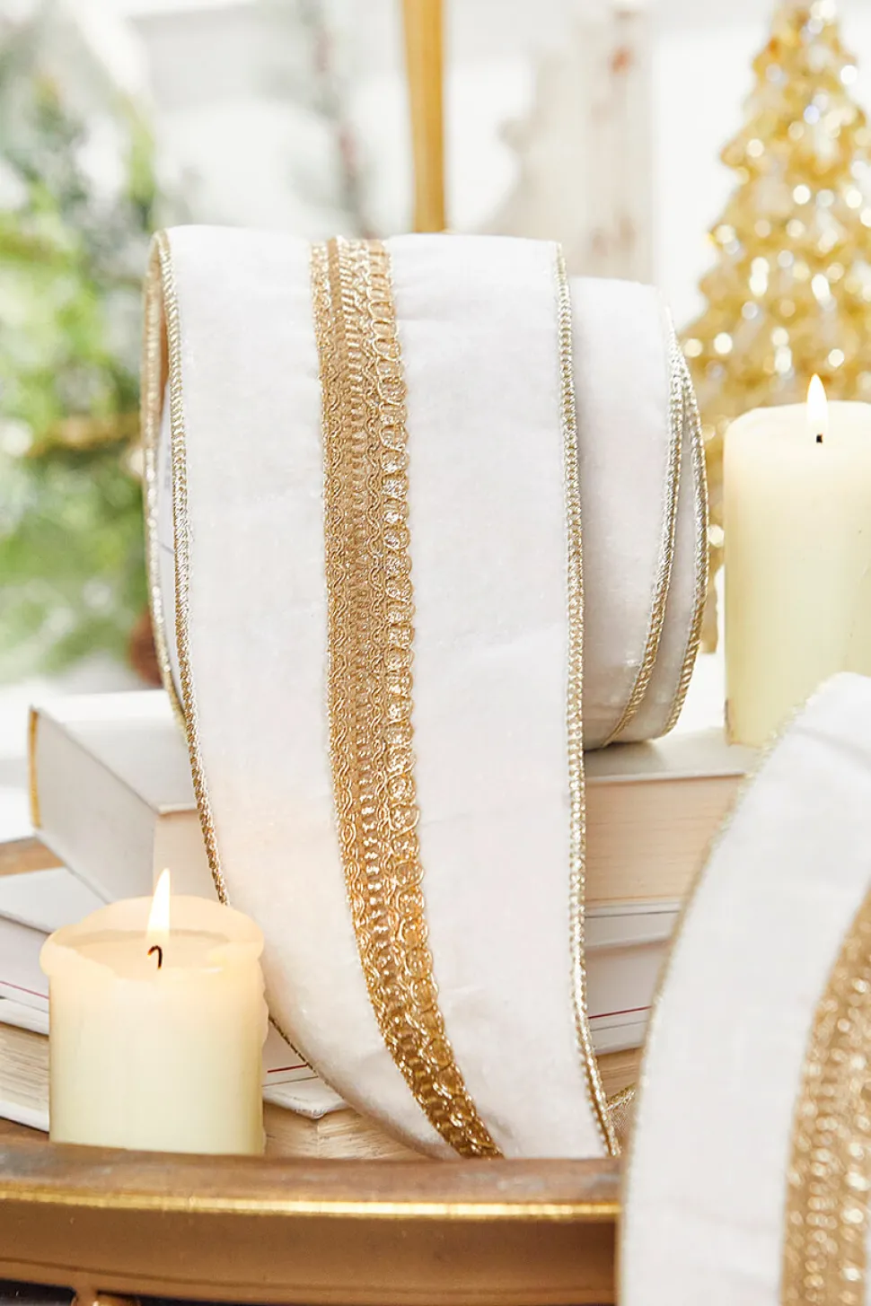 4" x 5 Yard White and Gold Velvet Ribbon