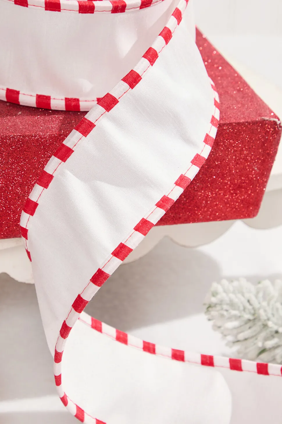 2.5" x 10 Yard White Dupioni with Red & White Piping Ribbon
